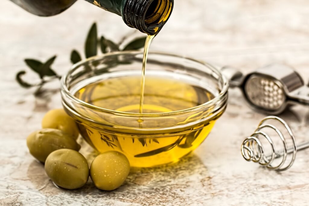 cookprotips-How to Choose the Right Cooking Oil for Your Recipes